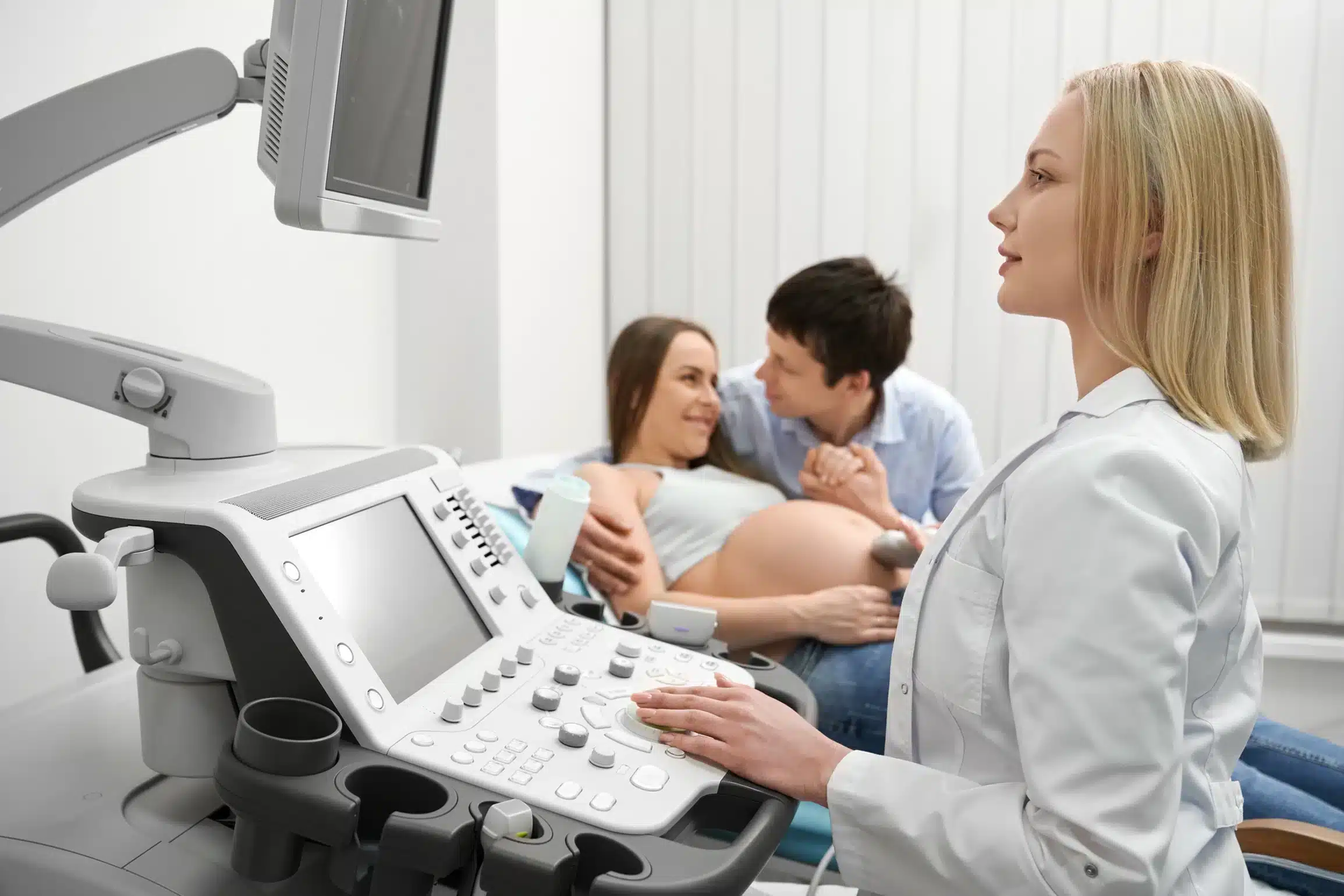 What is ultrasound? What is the difference between 2D, 3D and 4D ultrasound?
